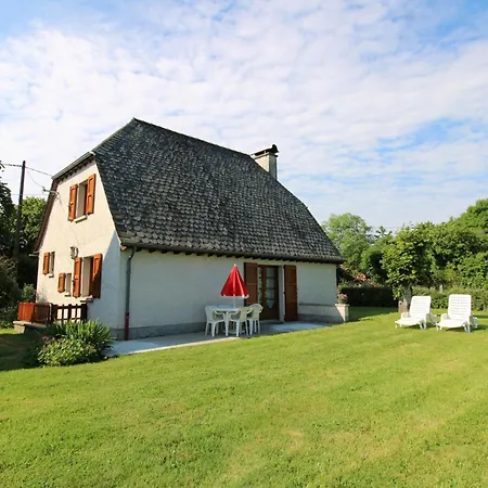 Evasion Auvergnate: Authentique Avec Cheminee, Jardin, Et Proximite Volcans - Fr-1-742-325 * Saint-Illide